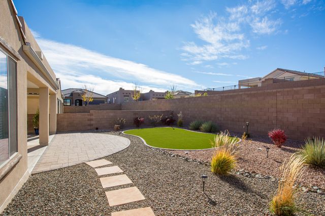 1605 Buffalo Brook Way NW, Albuquerque, NM 87120