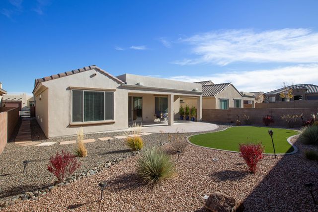 1605 Buffalo Brook Way NW, Albuquerque, NM 87120