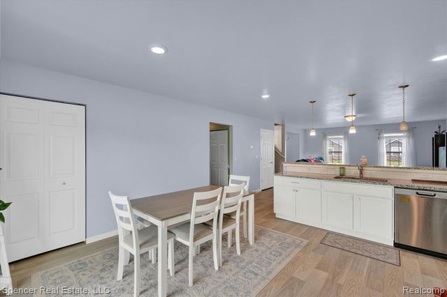 1110 Lancaster Street, Lapeer, MI 48446