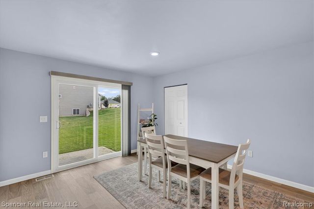 1110 Lancaster Street, Lapeer, MI 48446