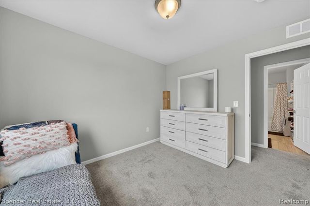 1110 Lancaster Street, Lapeer, MI 48446