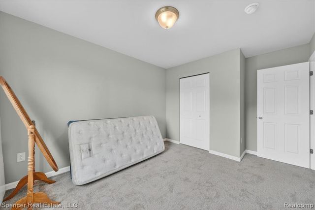 1110 Lancaster Street, Lapeer, MI 48446