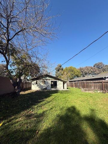 1490 Davis Street, San Jose, CA 95126