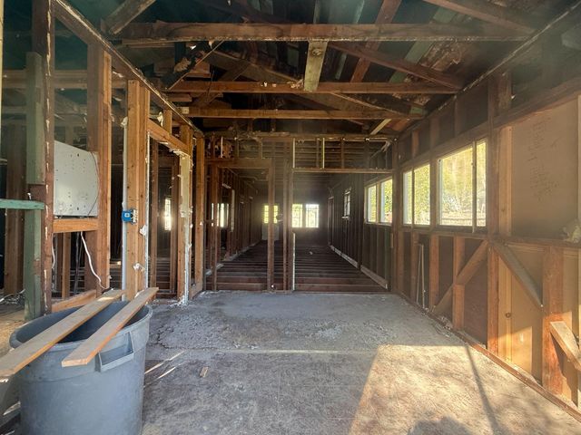 1490 Davis Street, San Jose, CA 95126