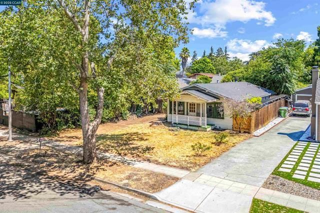1490 Davis Street, San Jose, CA 95126