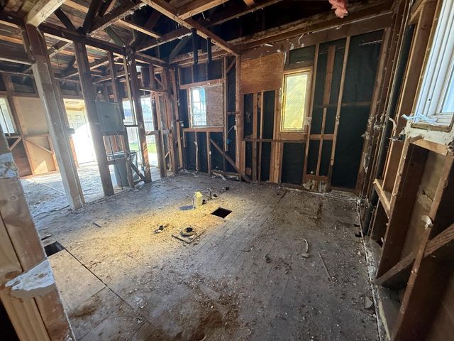 1490 Davis Street, San Jose, CA 95126