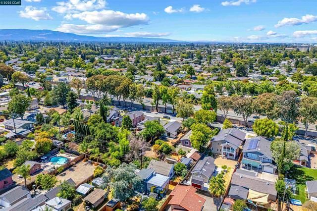 1490 Davis Street, San Jose, CA 95126