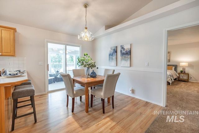 1859 S Labrador, Meridian, ID 83642