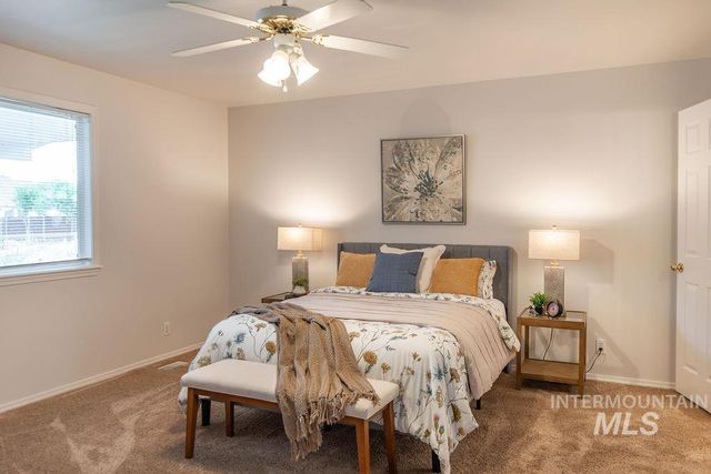 1859 S Labrador, Meridian, ID 83642