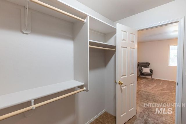 1859 S Labrador, Meridian, ID 83642