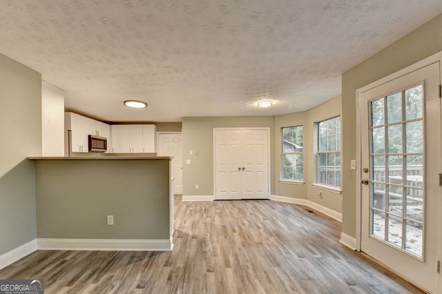 3948 Old Lantern Drive, Lithonia, GA 30038