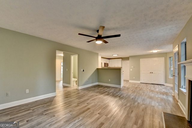 3948 Old Lantern Drive, Lithonia, GA 30038