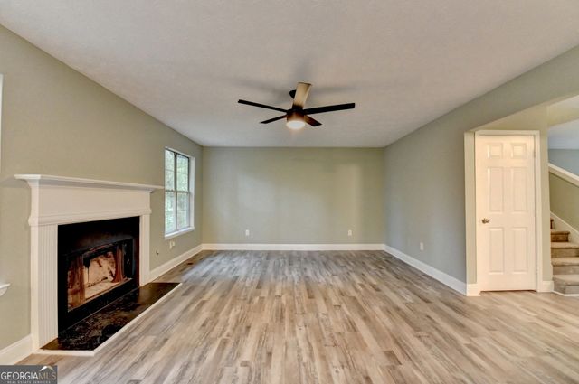 3948 Old Lantern Drive, Lithonia, GA 30038