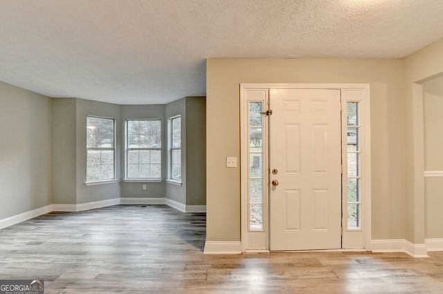 3948 Old Lantern Drive, Lithonia, GA 30038
