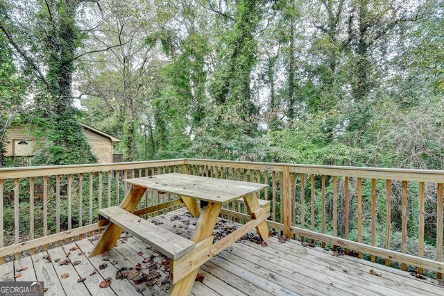 3948 Old Lantern Drive, Lithonia, GA 30038