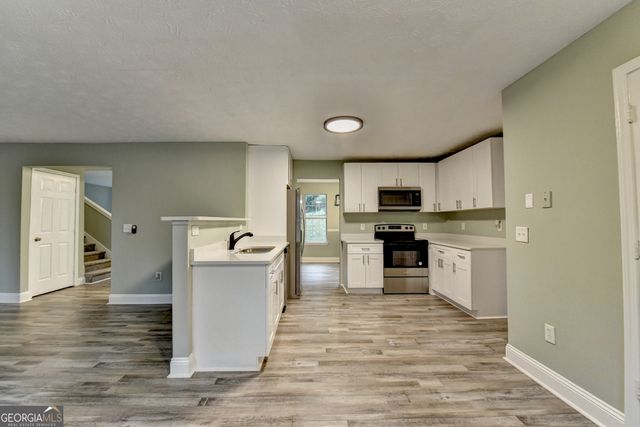 3948 Old Lantern Drive, Lithonia, GA 30038