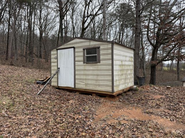522 College Grove Road, Rockwood, TN 37854