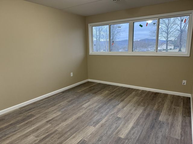 522 College Grove Road, Rockwood, TN 37854