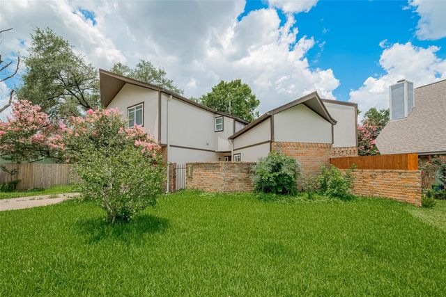 1940 E Allegro Street, Houston, TX 77080