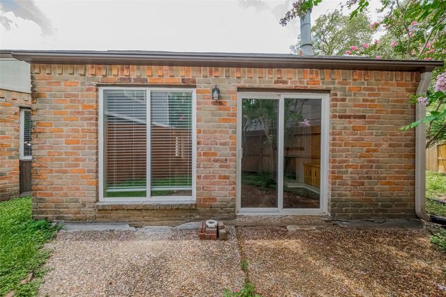 1940 E Allegro Street, Houston, TX 77080