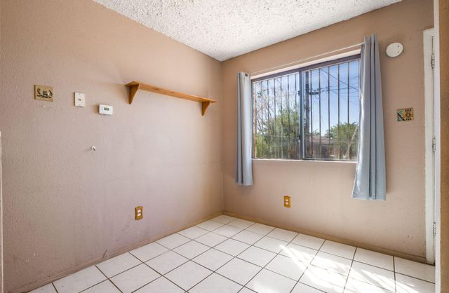 143 Espejo Street NE, Albuquerque, NM 87123