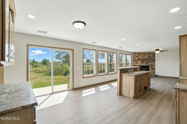 10601 County Road 9, Findlay, OH 45840