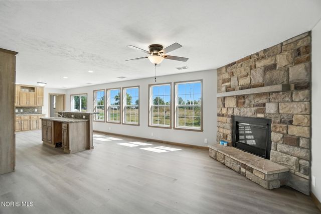 10601 County Road 9, Findlay, OH 45840