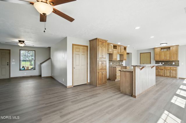 10601 County Road 9, Findlay, OH 45840