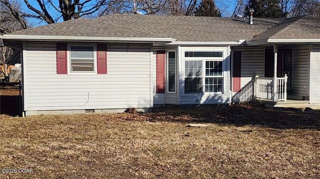 405 E 24th Street, Pittsburg, KS 66762