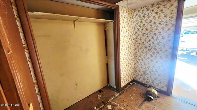 405 E 24th Street, Pittsburg, KS 66762