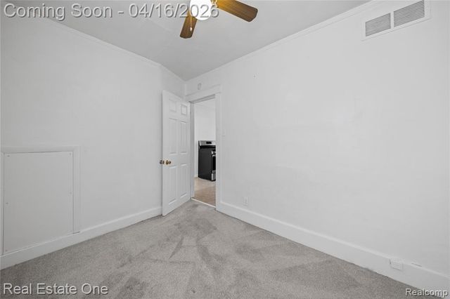 842 E 10 Mile Road, Ferndale, MI 48220