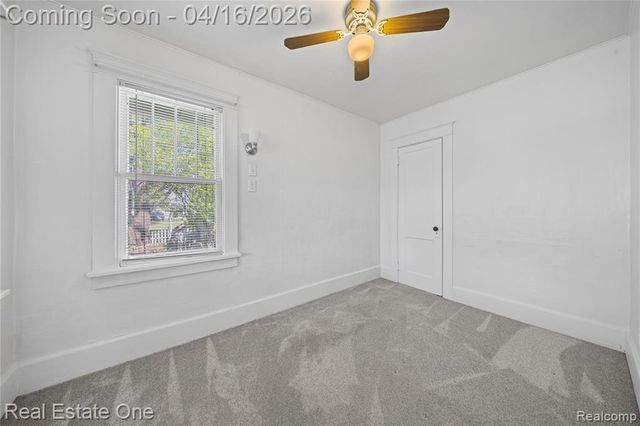 842 E 10 Mile Road, Ferndale, MI 48220