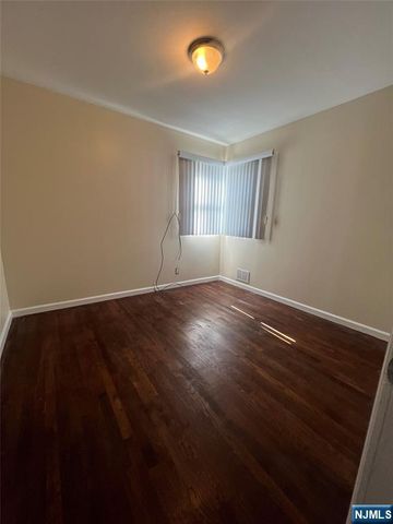 249-251 Chamberlain Avenue, Paterson, NJ 07502