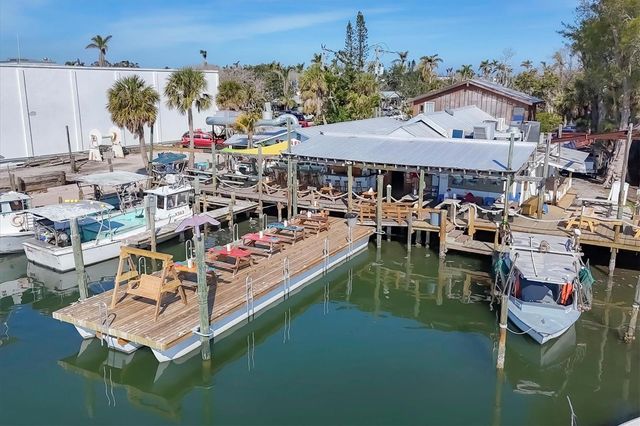 4419 MANGROVE POINT ROAD, Bradenton, FL 34210