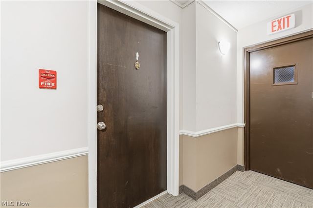 4187 Columbia Road 136, North Olmsted, OH 44070