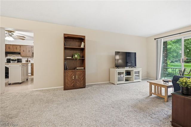 4187 Columbia Road 136, North Olmsted, OH 44070