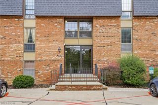 4187 Columbia Road 136, North Olmsted, OH 44070