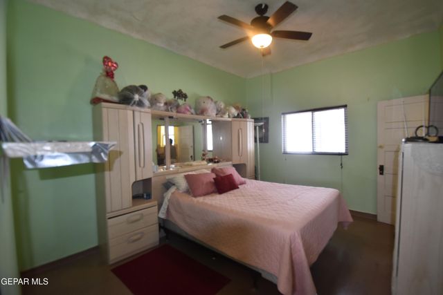 1113 N Octavia Street, El Paso, TX 79902