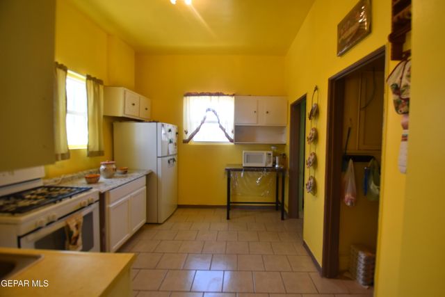 1113 N Octavia Street, El Paso, TX 79902