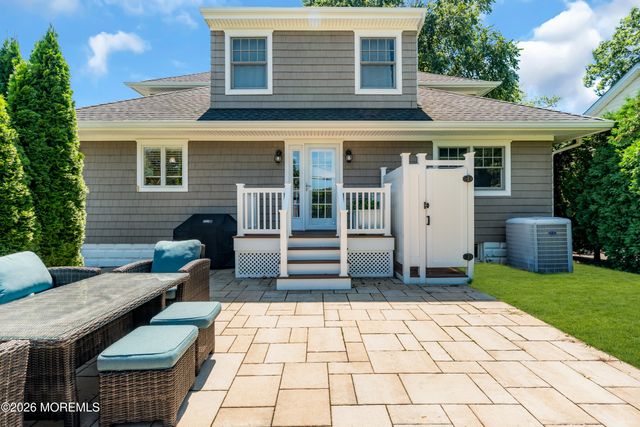 705 Crescent Place, Sea Girt, NJ 08750