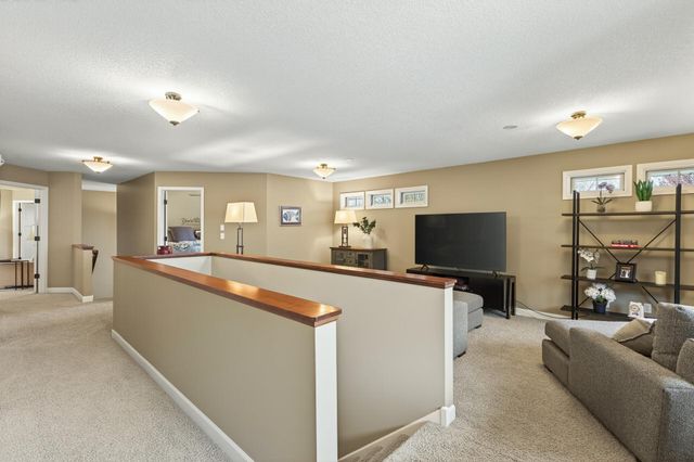 10815 Birch Lane, Woodbury, MN 55129