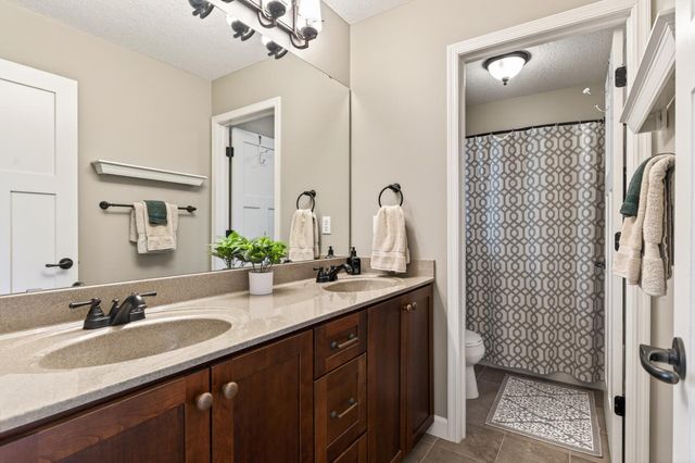 10815 Birch Lane, Woodbury, MN 55129