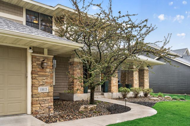 10815 Birch Lane, Woodbury, MN 55129