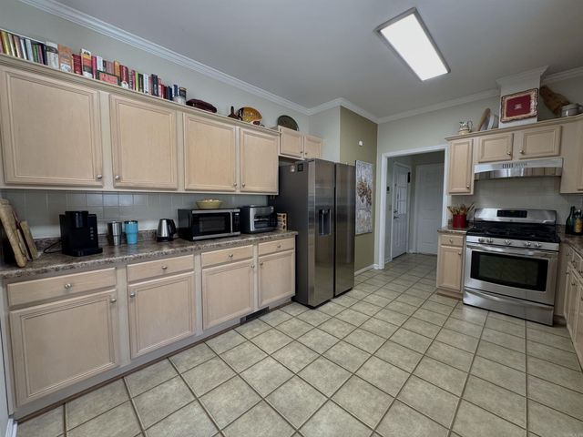 312 SFC 406, Forrest City, AR 72335