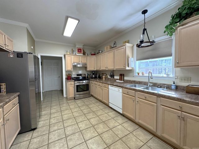 312 SFC 406, Forrest City, AR 72335