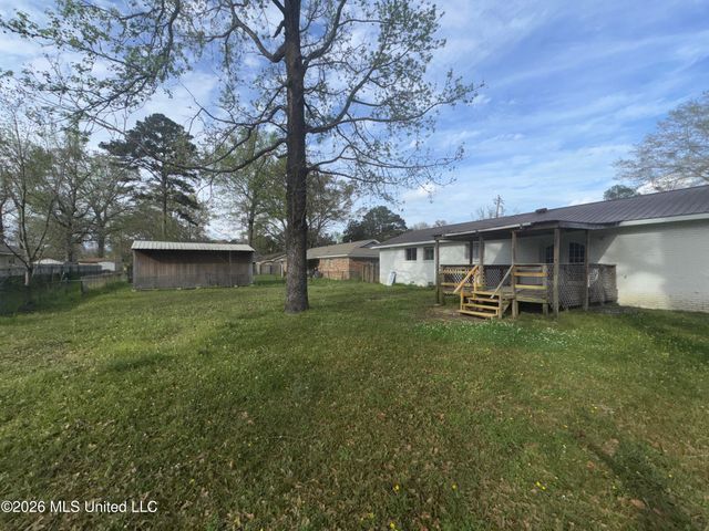 237 Trojan Drive, Pearl, MS 39208