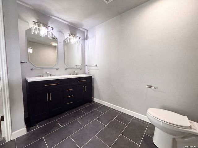 10602 SPRINGWOOD SQ, Universal City, TX 78148