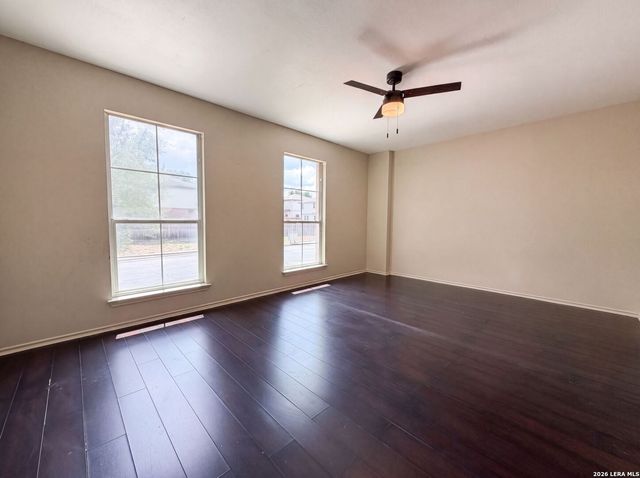 10602 SPRINGWOOD SQ, Universal City, TX 78148