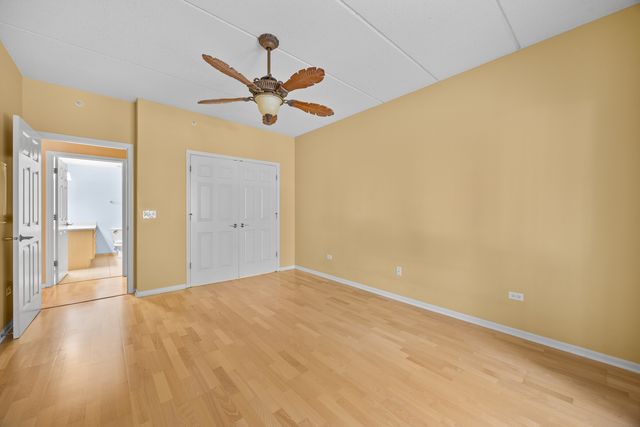 819 Graceland Avenue 204, Des Plaines, IL 60016