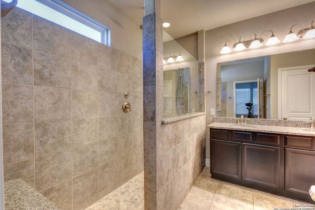 27411 Rio Bend, Boerne, TX 78015